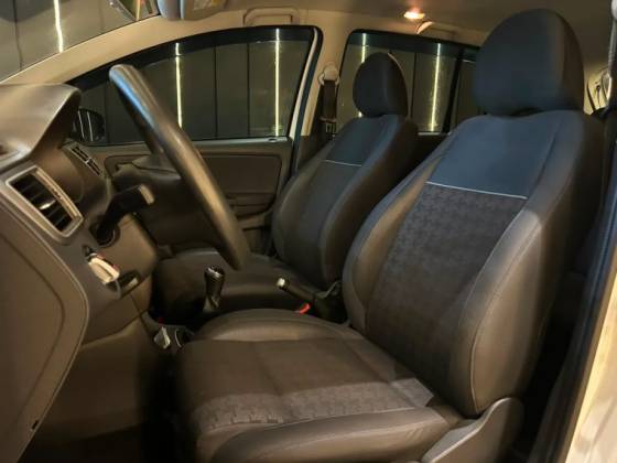 VOLKSWAGEN SPACEFOX 1.6 MSI COMFORTLINE 8V FLEX 4P MANUAL VOLKSWAGEN SPACEFOX 1.6 MSI COMFORTLINE 8V FLEX 4P MANUAL